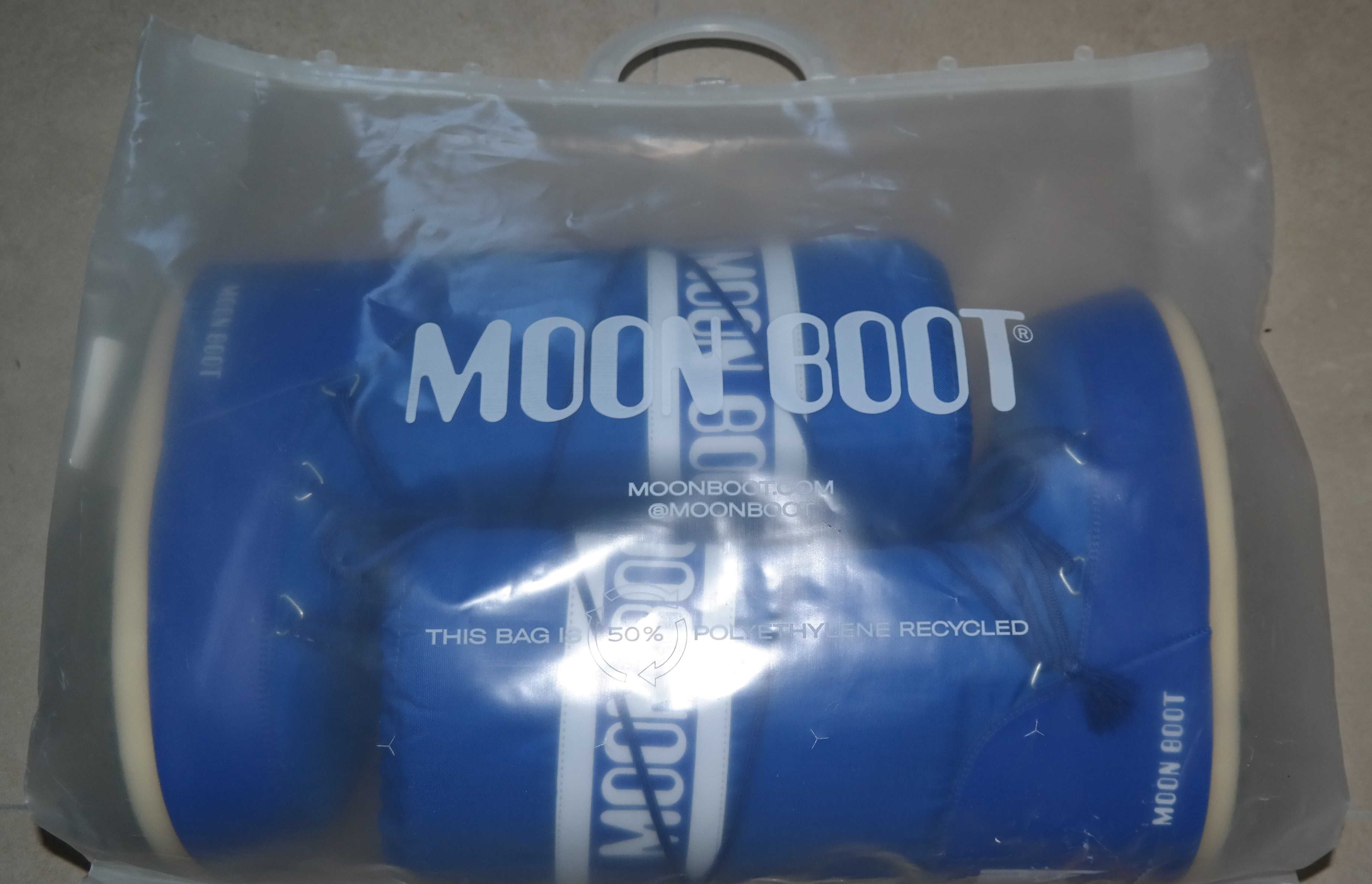 Moon BOOTS Icon Nylon Boot Size 39-41