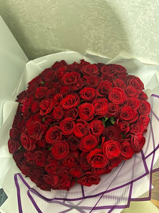 Продам 101 розу по хорошей цене