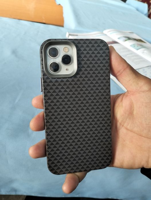 iPhone 11pro sotiladi