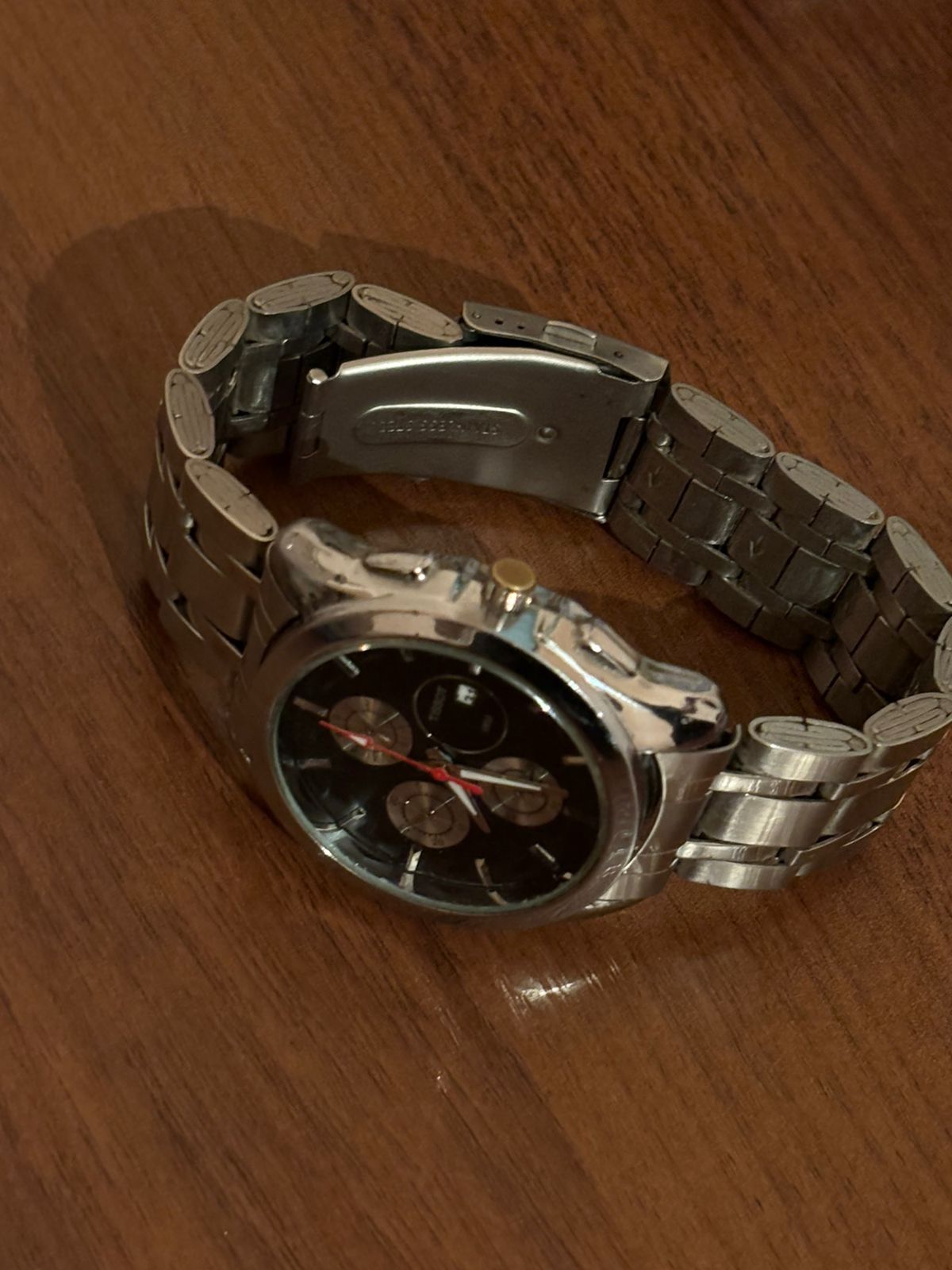 Продам мужские часы марки Tissot