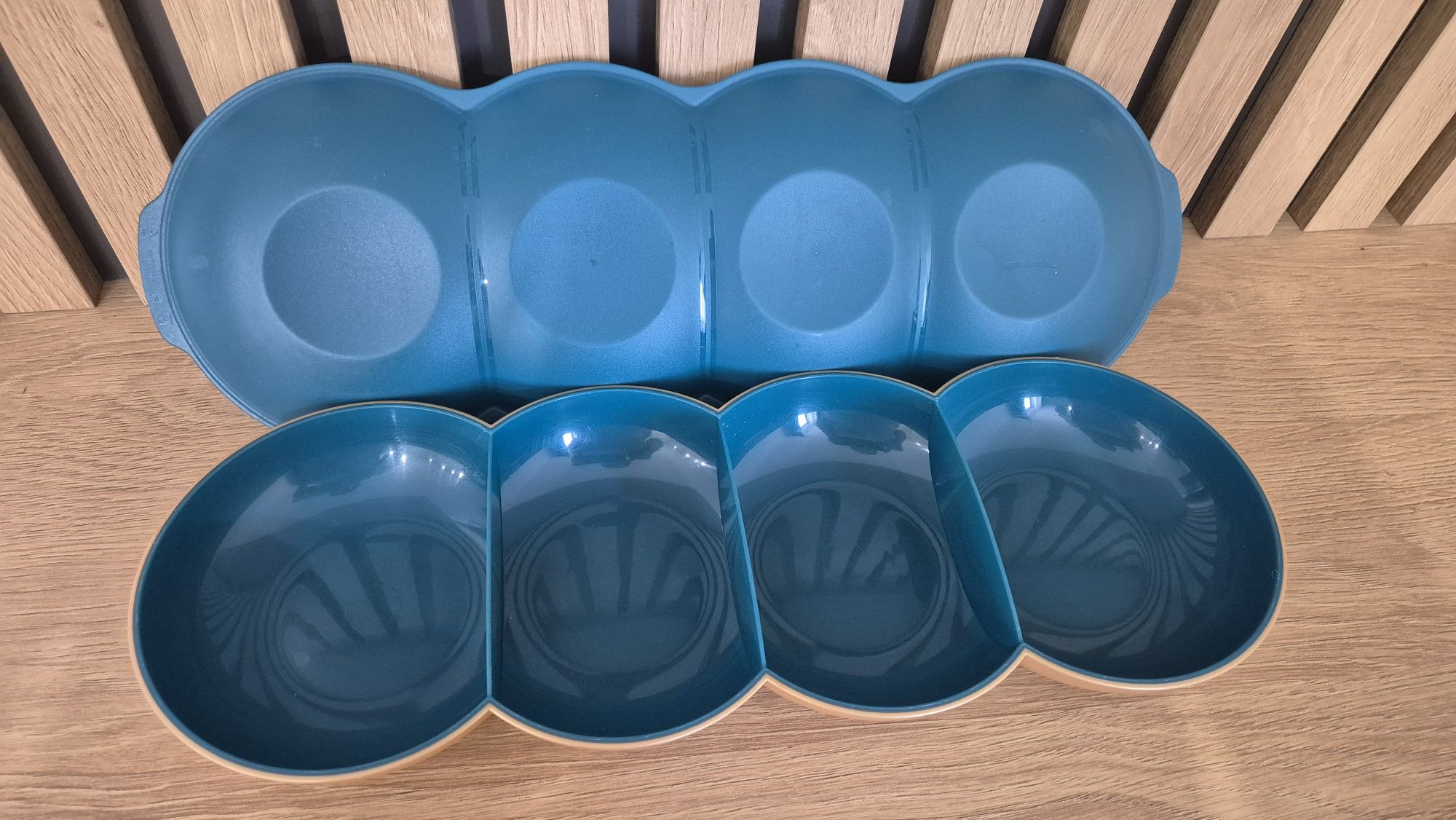 Ордьовър Alegra Tupperware с капак