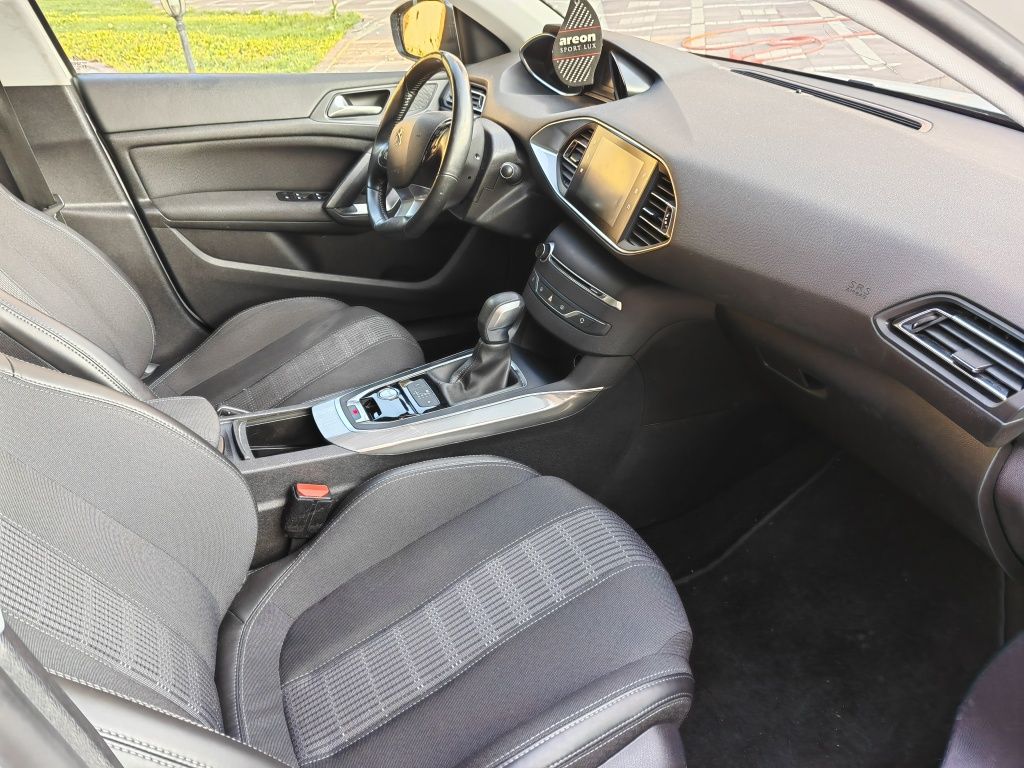 Peugeot 308 1.6blue hdi facelift
