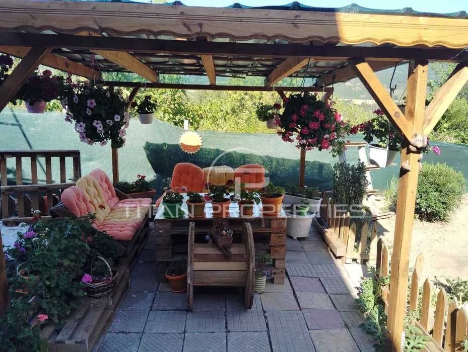 Продава се Къща в с. Песнопой, Област Пловдив - 40 кв.м за 450 €/кв.м - Снимка #1