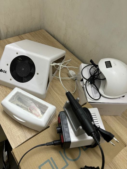 Продам маникюрный набор