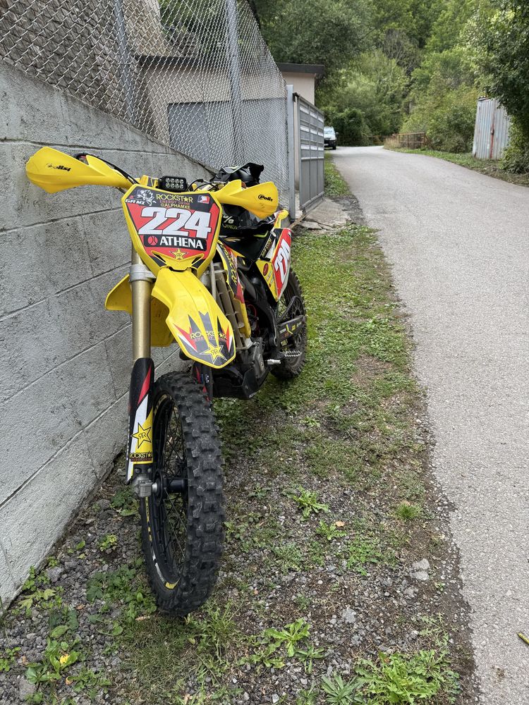 Мотор Suzuki RM-Z250