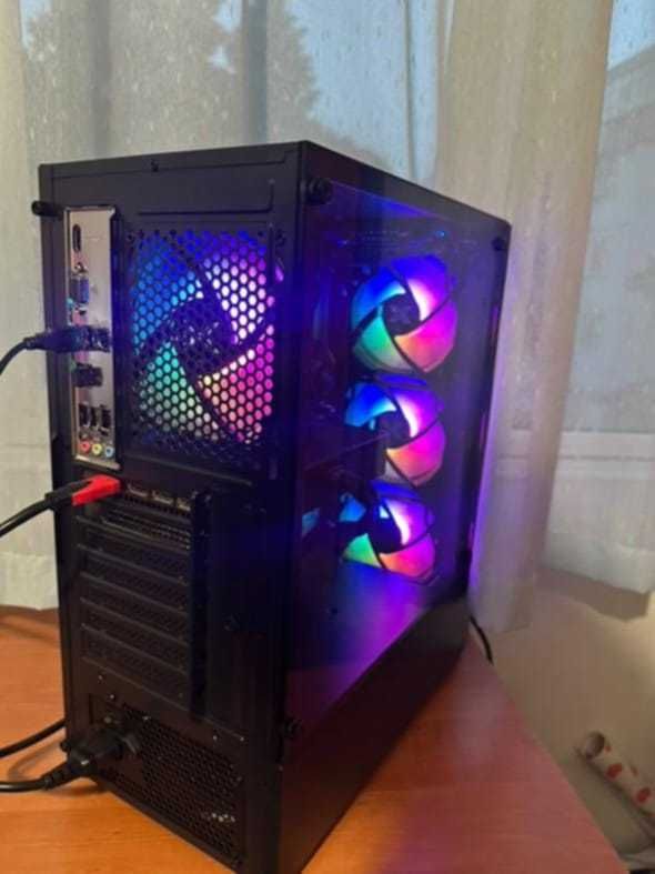 Мощен геймърски компютър – RTX 3070, i5 – Нов!