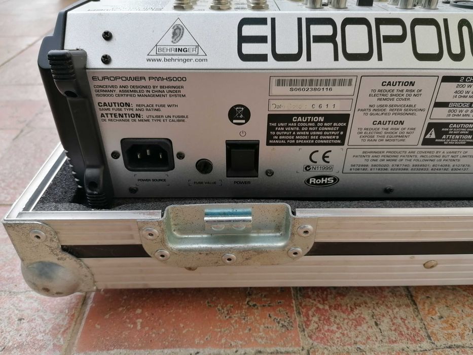 Mixer Behringer Europower PMX5000+ Cutie THON profi inclus