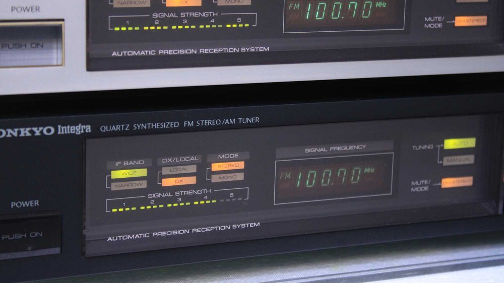 Tuner Onkyo Integra T-4017,black/silver(Japonia).