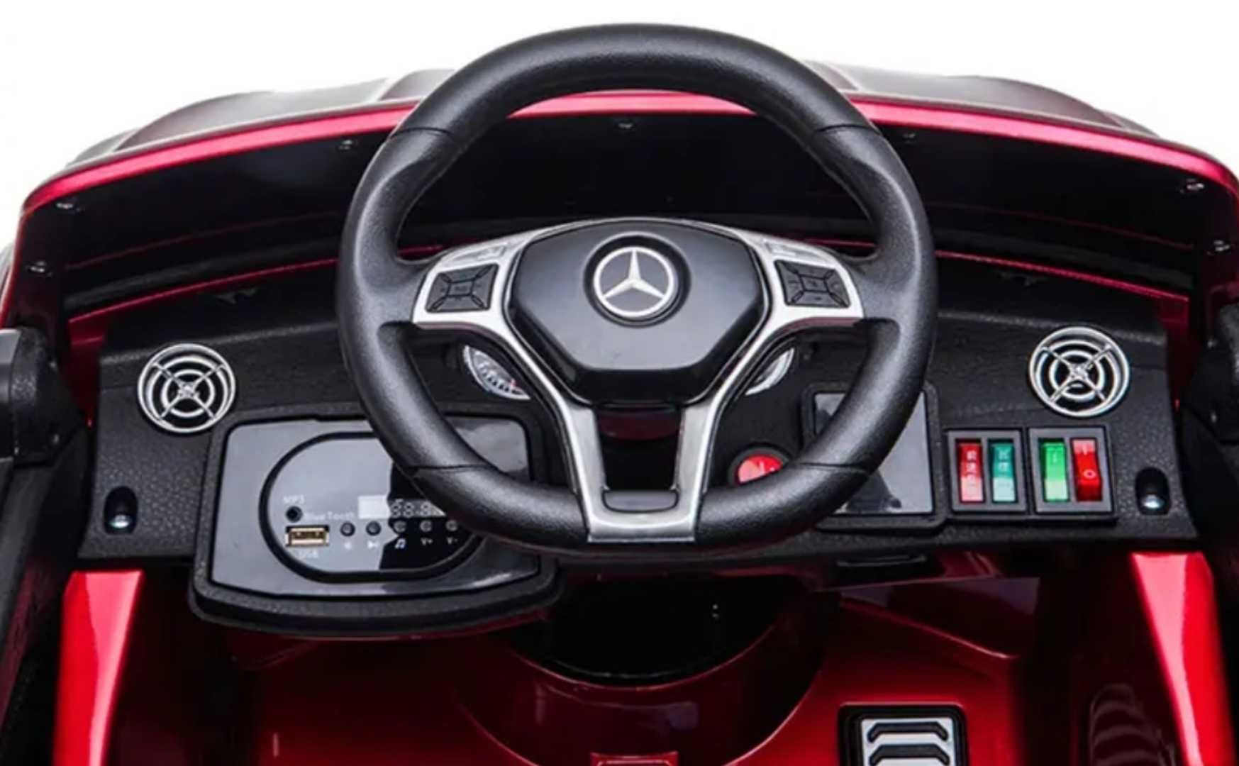 Акумулаторен джип Mercedes GLA45 12V MP3, с меки гуми с Кожена седалка