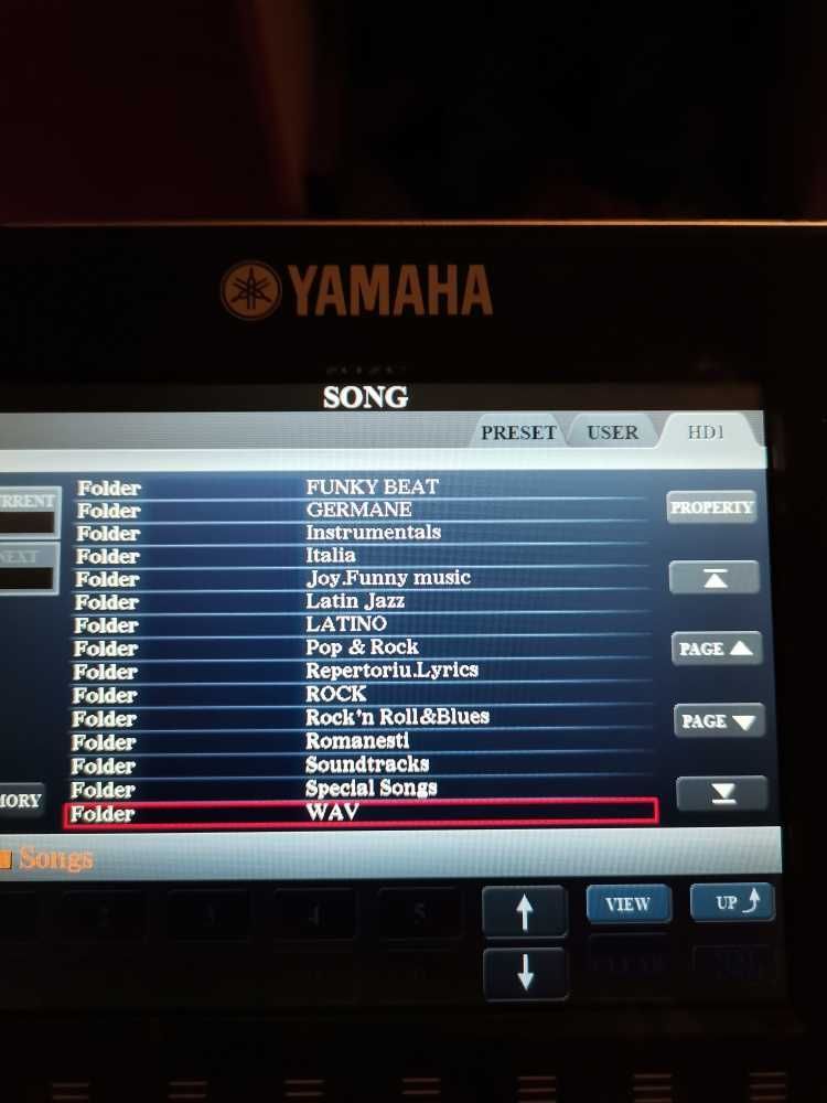 Tyros 3 Yamaha, de vanzare- Clapa-Keyboard