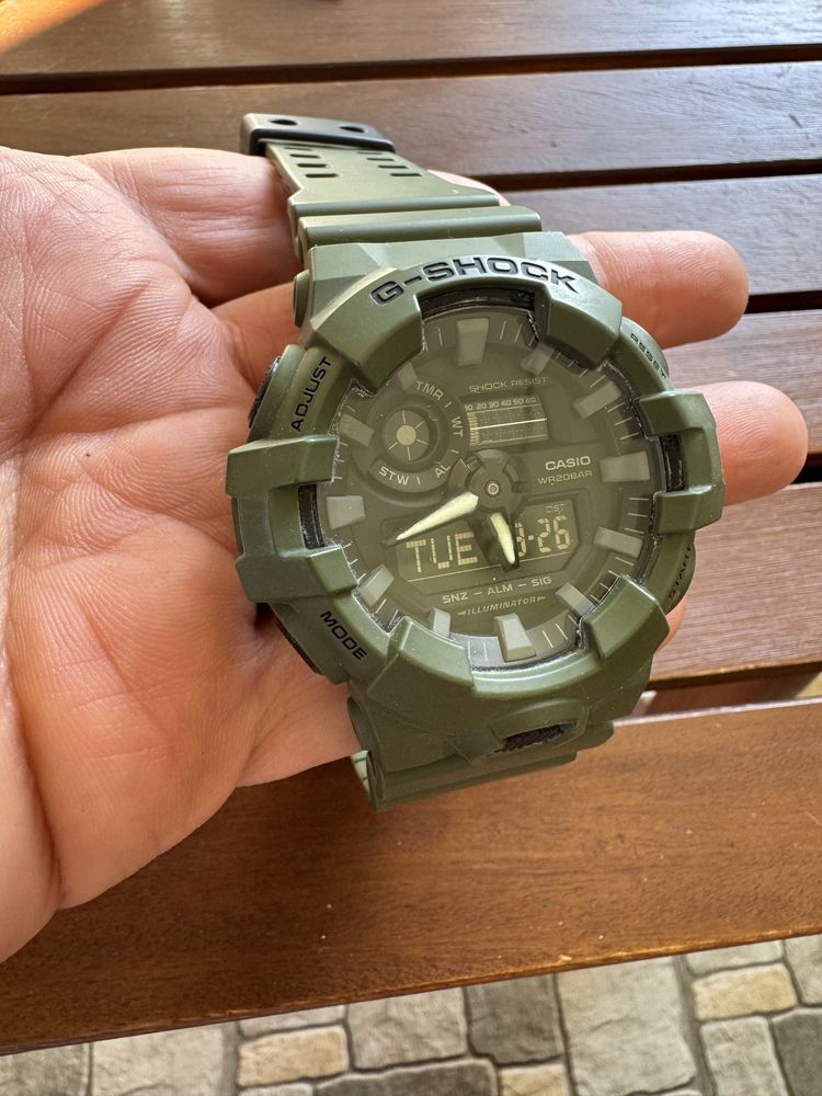 Часовник Casio G-Shock