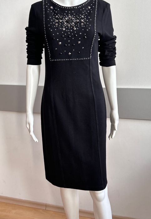 Красива секси рокля в класическо черно Rocco Barocco