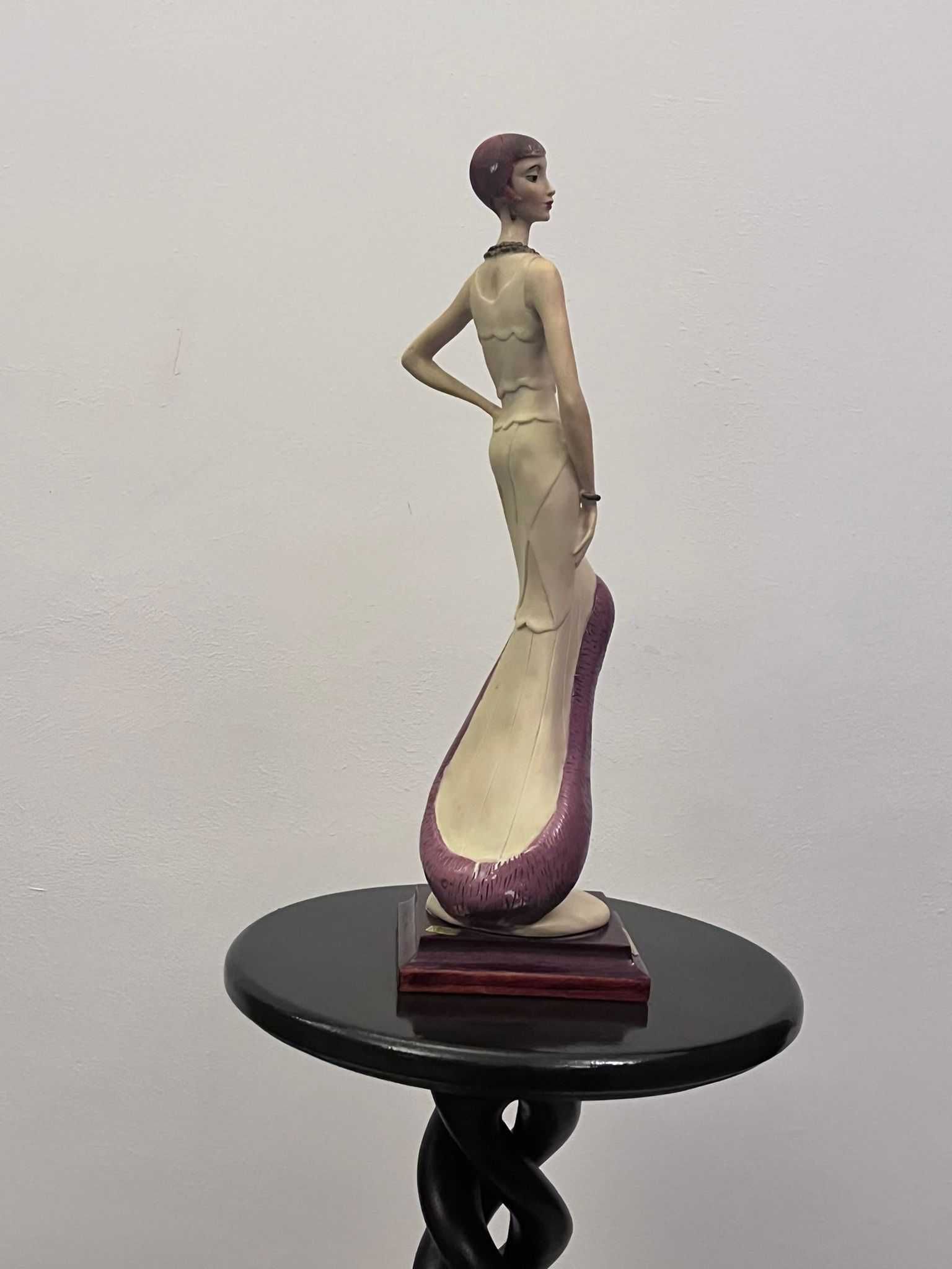 Bibelou alabastru Capodimonte MIRIAM marcata statueta bibelouri ieftin