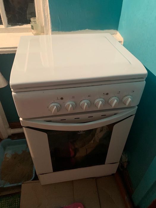 Продам плиту электрическую