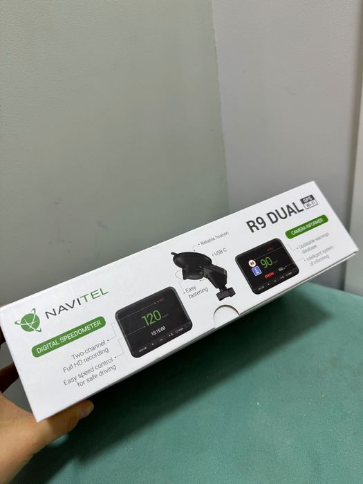 Видеорегистратор NAVITEL R9 DUAL