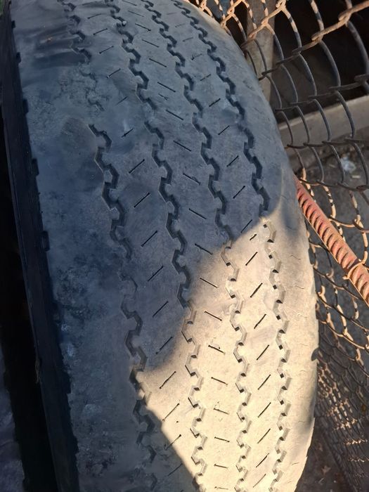 Vând cauciucuri remorca fără camera