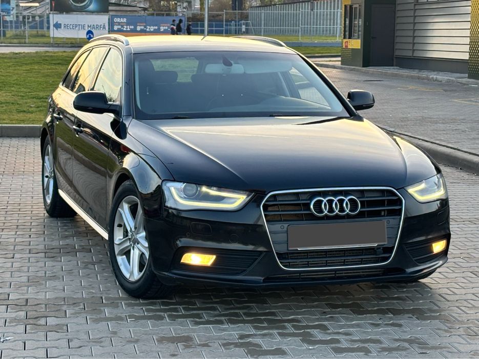Audi A4 B8.5 S-LINE 2.0TDI 143c.p Automat 8+1 Full led