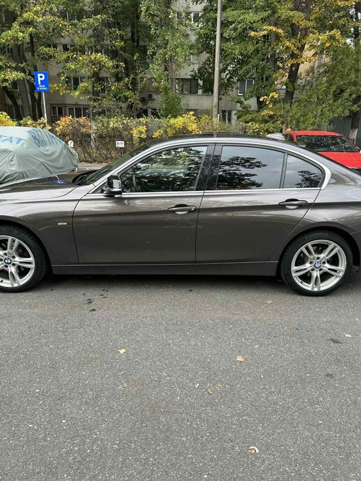 Bmw seria 3 f30 Model Luxury