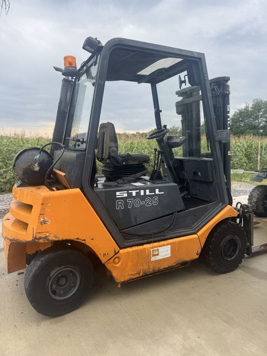 Stivuitor still R70-25 gaz ridicare 2,5t 4m