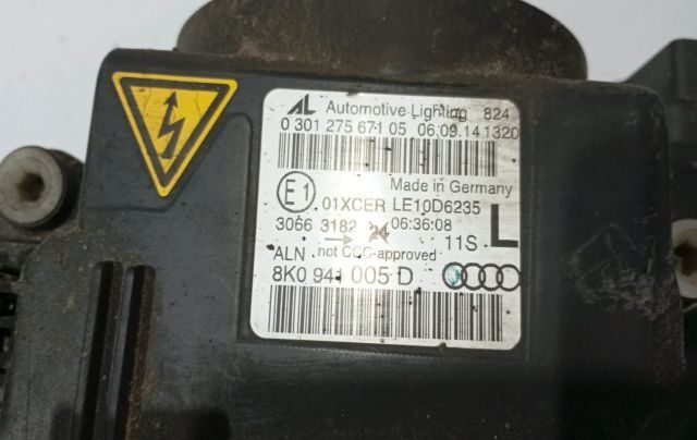 Far stanga complet xenon ( mic defect ) 8K0941005D Audi A4 B8/8K [fac