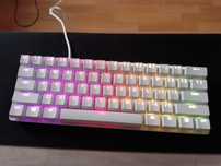 Vând tastatura razer huntsman mini mercury