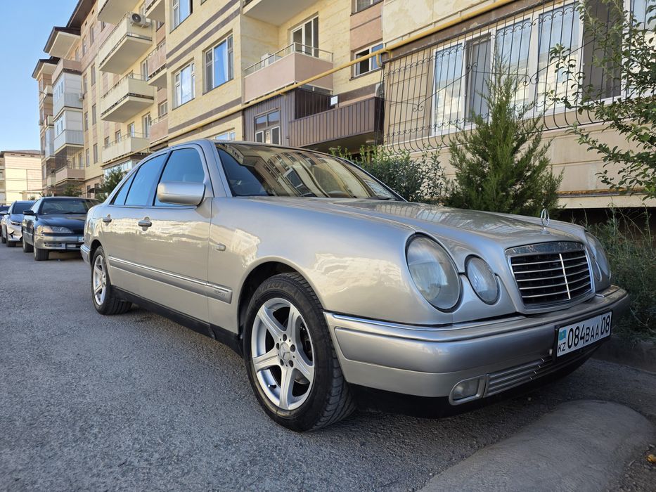 Мерседес бенц 230