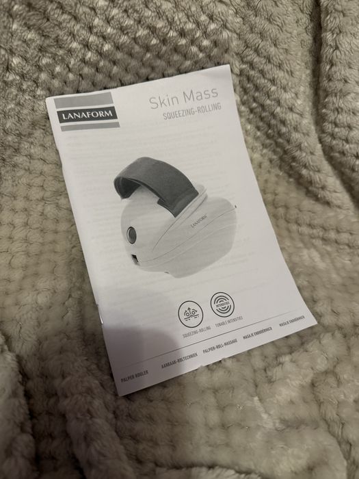 Aparat de masaj anticelulitic - Lanaform Skin Mass - NOU