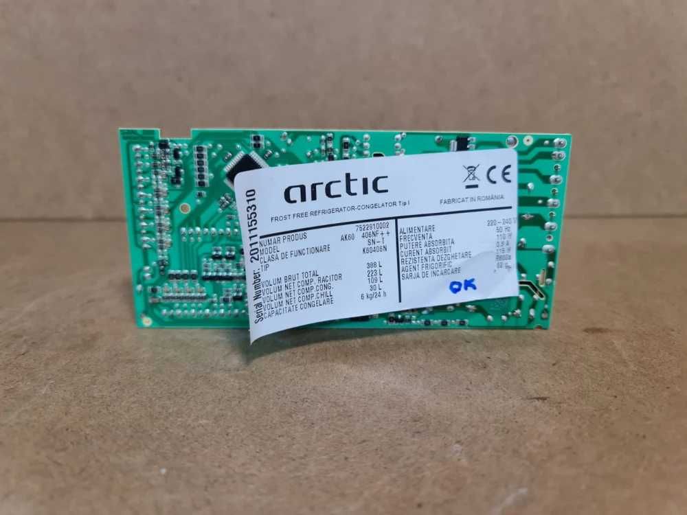 placa electronica Combina frigorifica Arctic AK60406NF++ / C150
