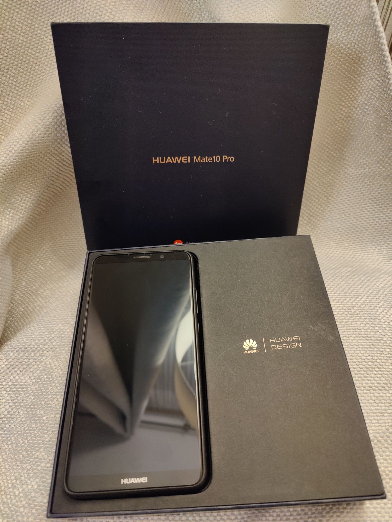 Vand telefon Huawei mate 10 pro