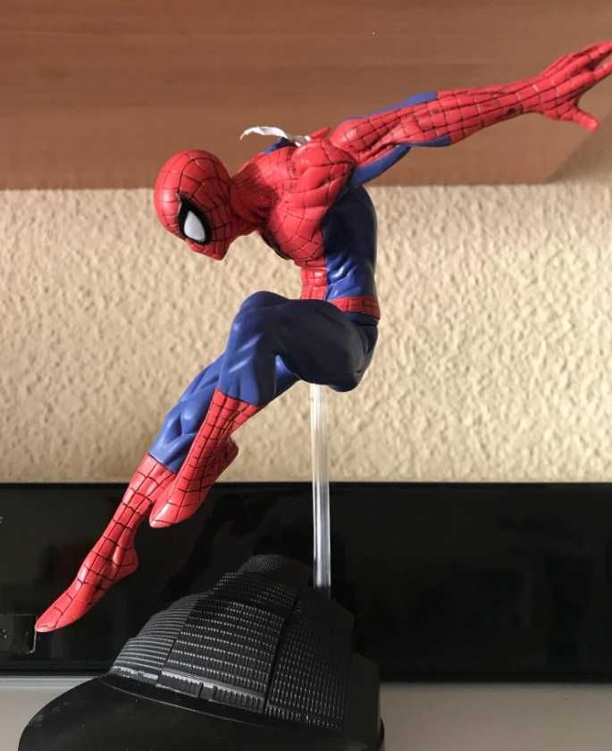 Figurina Spider Man Marvel 19 cm Peter Parker Avengers