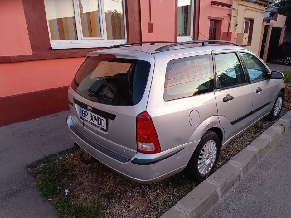 Vând Ford Focus Mk1