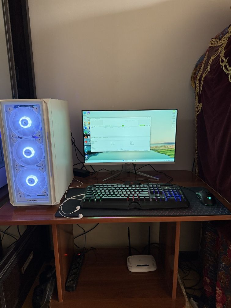 Gaming computer
HP SSD EX900 500GB
Monitor Xtech 24 (75 гц)