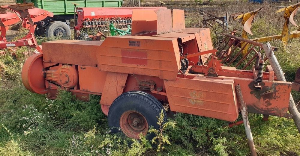 Vând Balotiera AMA pe ață