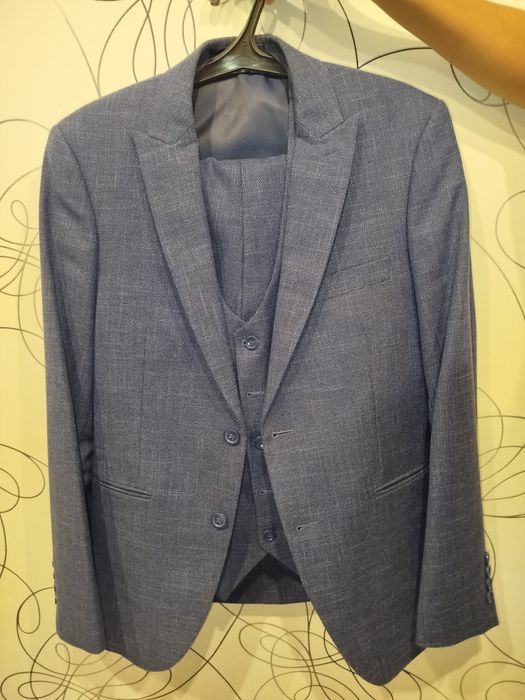 Костюм мужской Andrea Kenzi 3-ка (тройка)