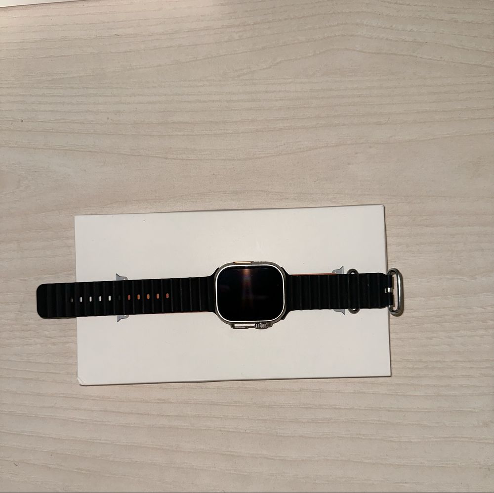 Apple Watch Ultra 2 inca in garantie