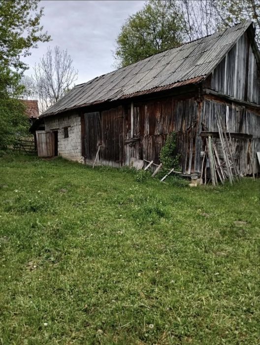 Teren intravilan întabulat cu număr de casă