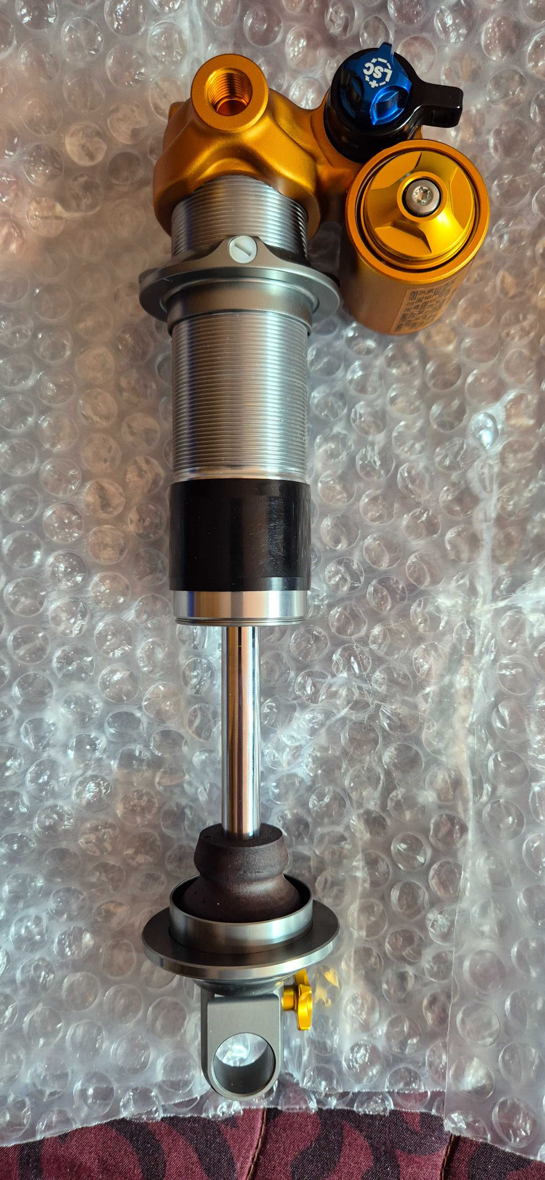 Нови Ohlins, Rock Shox, Fox DHX, X2 210, 205, 225, 230 и 250 размери.
