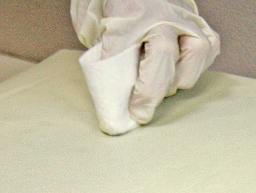 Set de curățare a petelor de la blugi de pe canapele piele KERALUX P