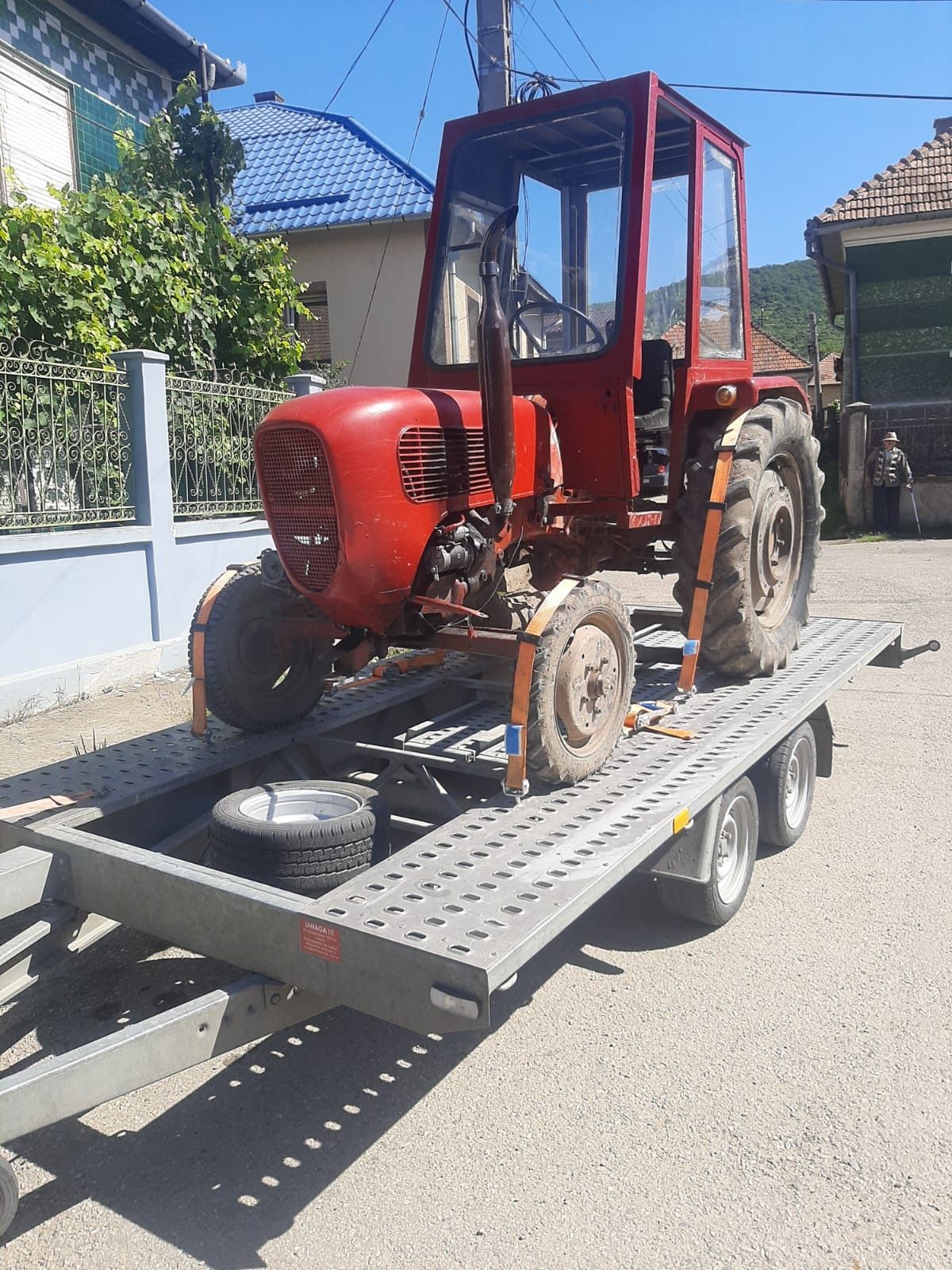 Inchiriere trailer Cluj, inchirieri platforme, inchiriez trailer Cluj