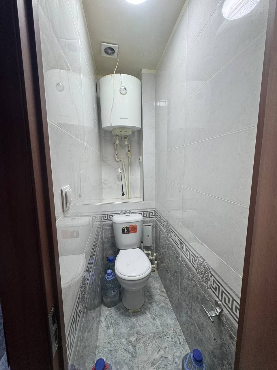 Срочно Продается 3 ком.. квартира Микрарайон