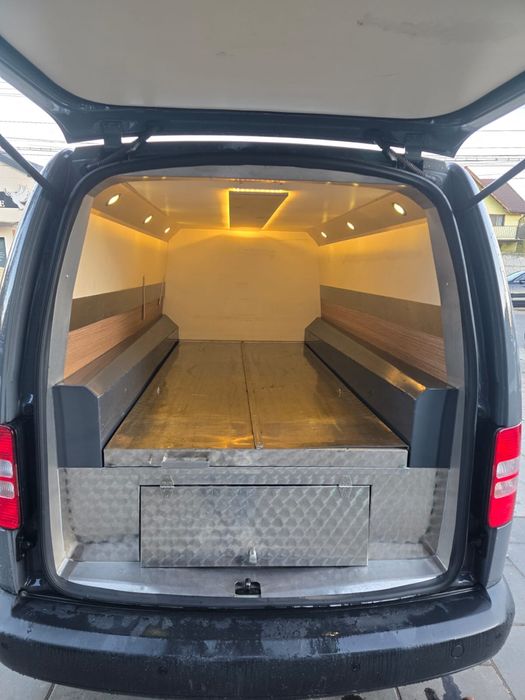 Volkswagen caddy dric funerar