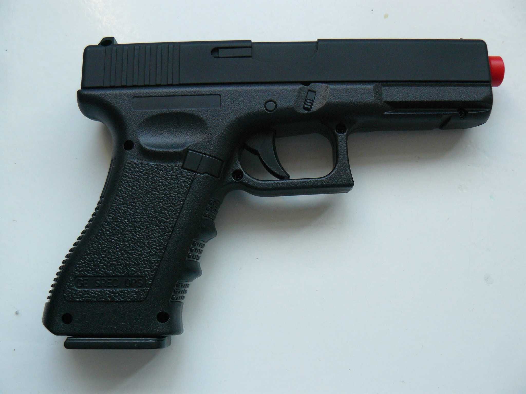Pistol Airsoft GLOCK 18 GE3007 Mecanism Pe ARC/SPRING, Nou,Golden Hawk