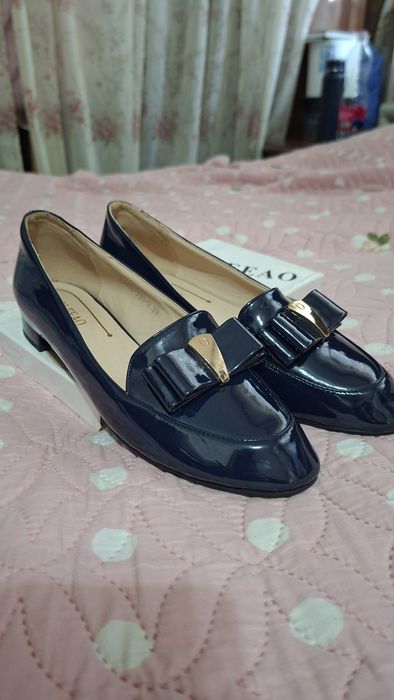 Новые женские туфли