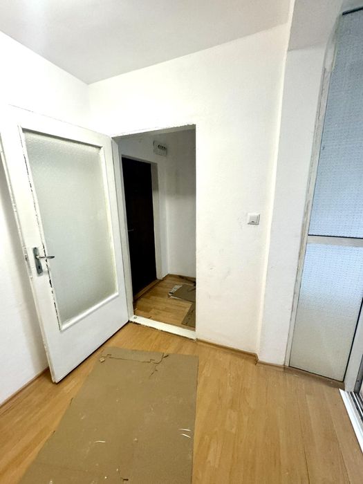 Продава се Двустаен апартамент в Бургас, Зорница - 60 кв.м за 1717 €/кв.м - Снимка #5