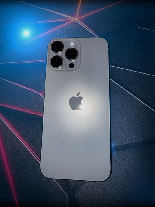 Iphone 16 Pro Max 256 на гарантии