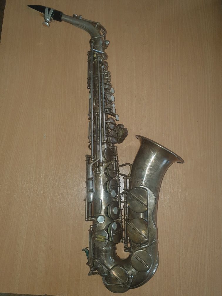 Saksofon alt sostoyanie horoshee