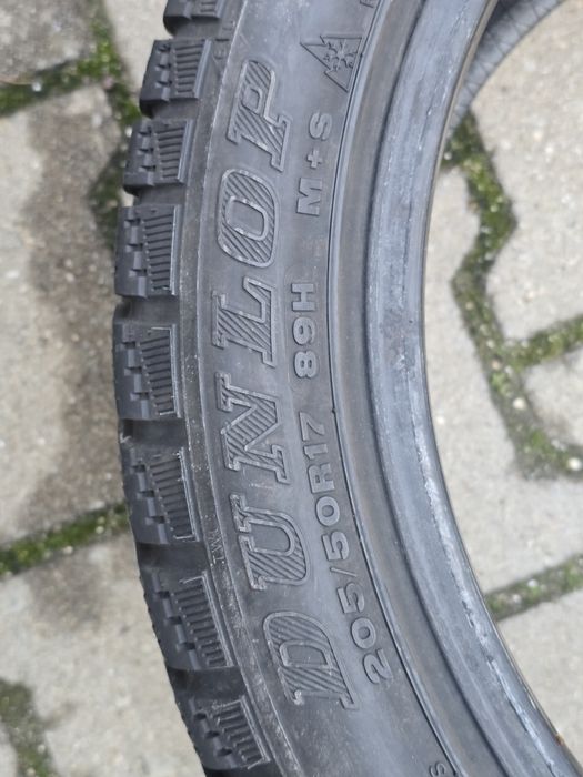 205 50 17 Dunlop