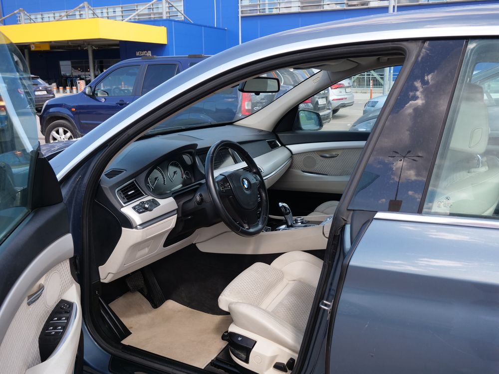 BMW 530 Gran Turismo 3.0 Diesel (2013)