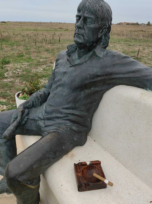 Пепелник за пури