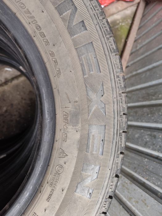 Anvelope 195 75 r16 C iarna Nexen